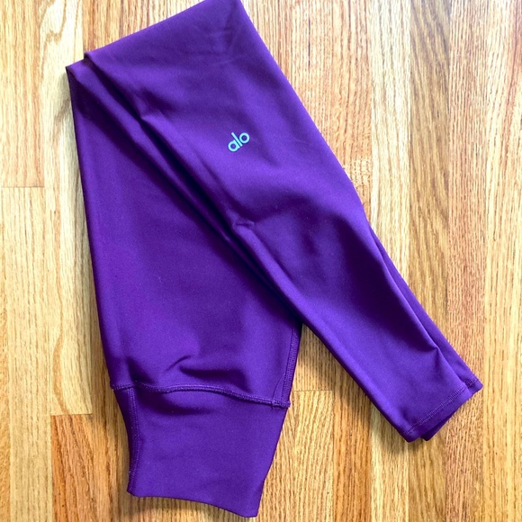 ALO Yoga Other - Aloyoga Airlift Purple/ burgundy wine 🍷color.